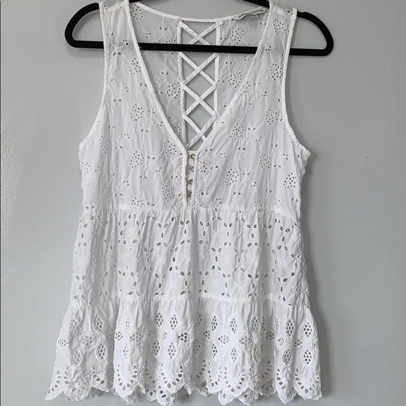 American Eagle Outfitters Tops - AMERICAN EAGLE eyelet tank